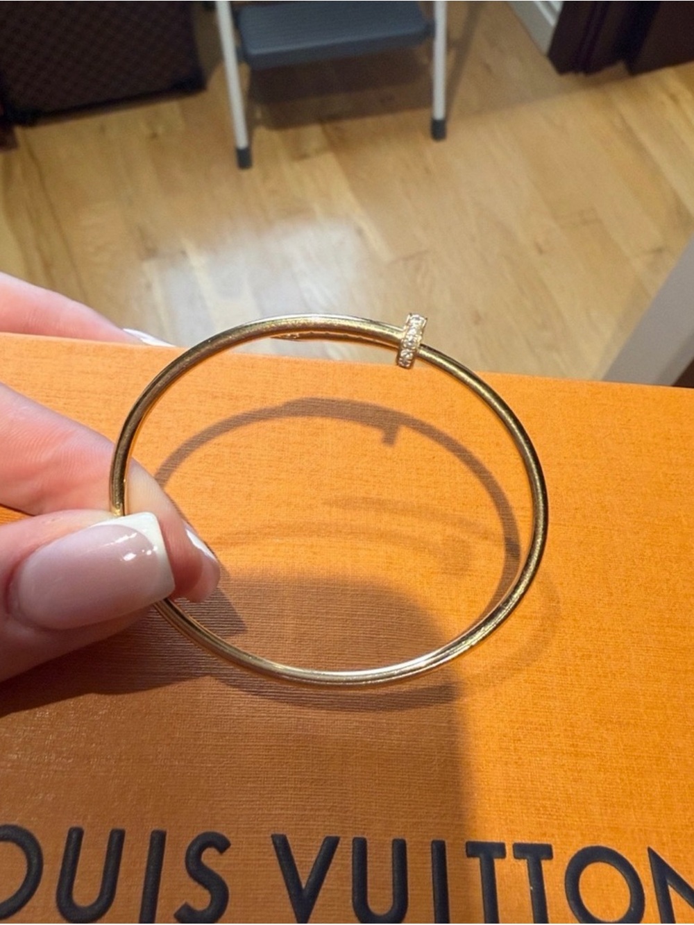Cartier Gold Nail-Style Cuff Bracelet with Pavé Accent - Picture 4 of 9